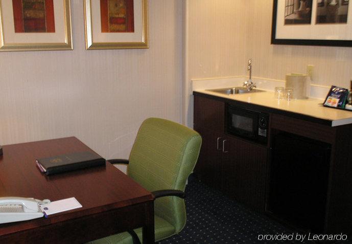 Staybridge Suites Pittsburgh Airport By Ihg インペリアル 部屋 写真